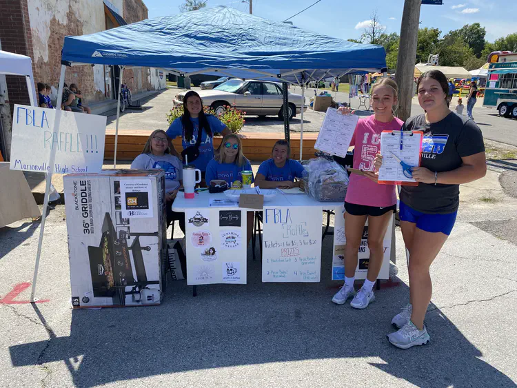 2023-applefest-fbla-stand.jpg